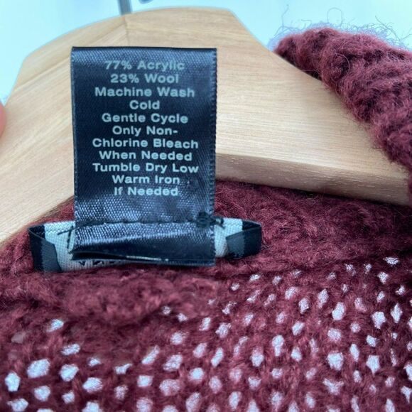 Ann Taylor Wool Blend Short Sleeve Cable Knit Cardigan Burgundy Medium - Picture 6 of 8